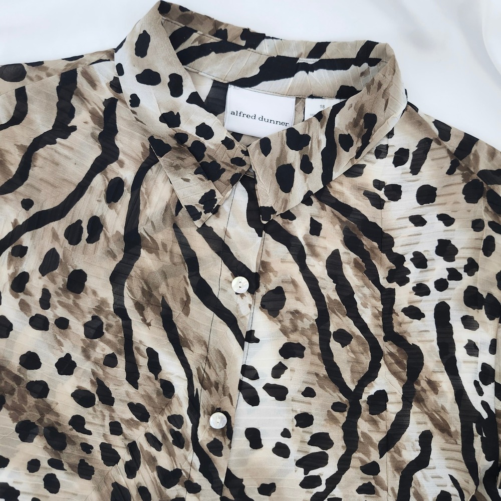Alfred Dunner Womens Animal Print Top Size 18 Earthy Sheer Safari Chic Modern